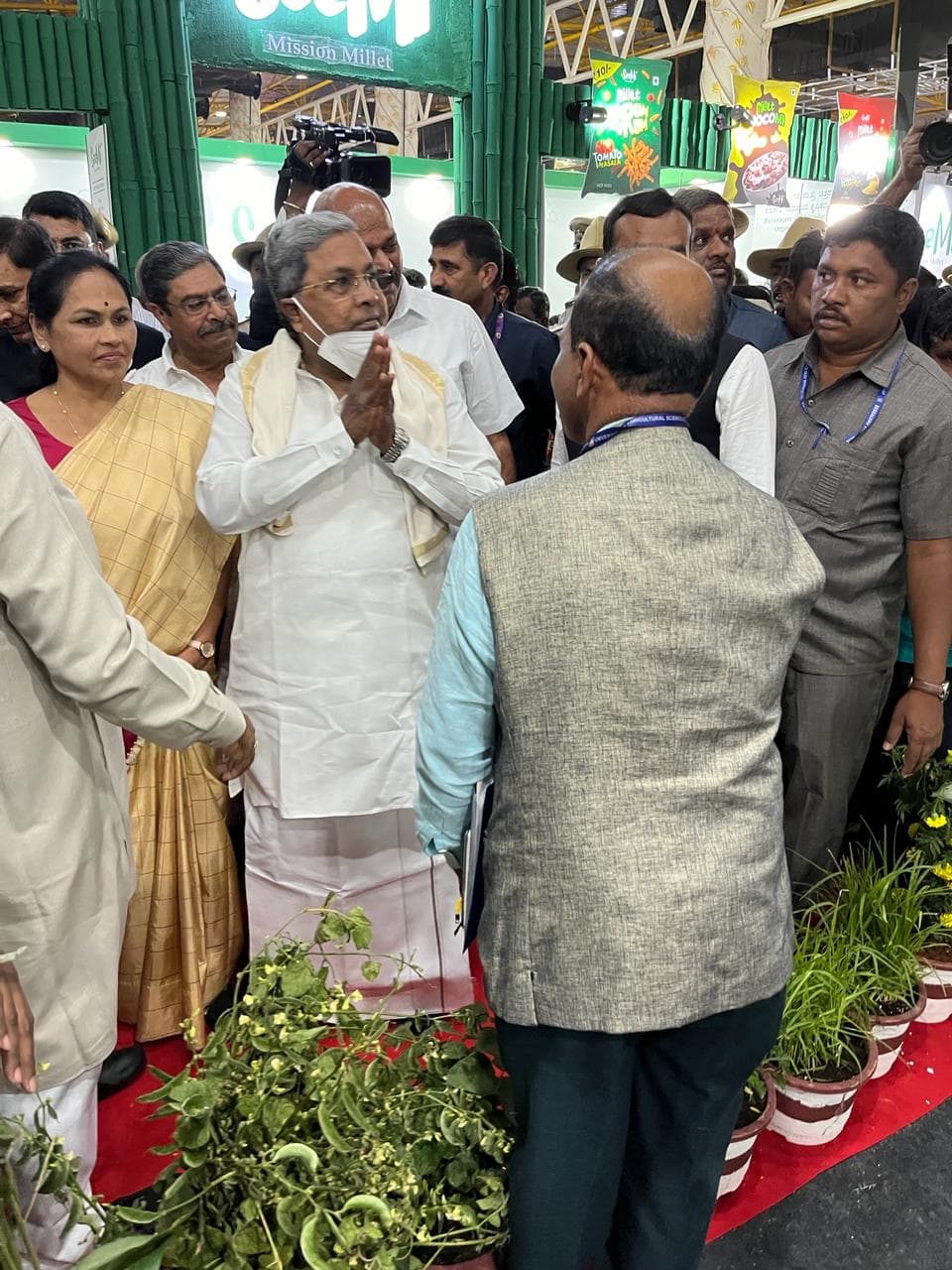 CM Visit to RIOF Exhibition Stall — ITF 2024